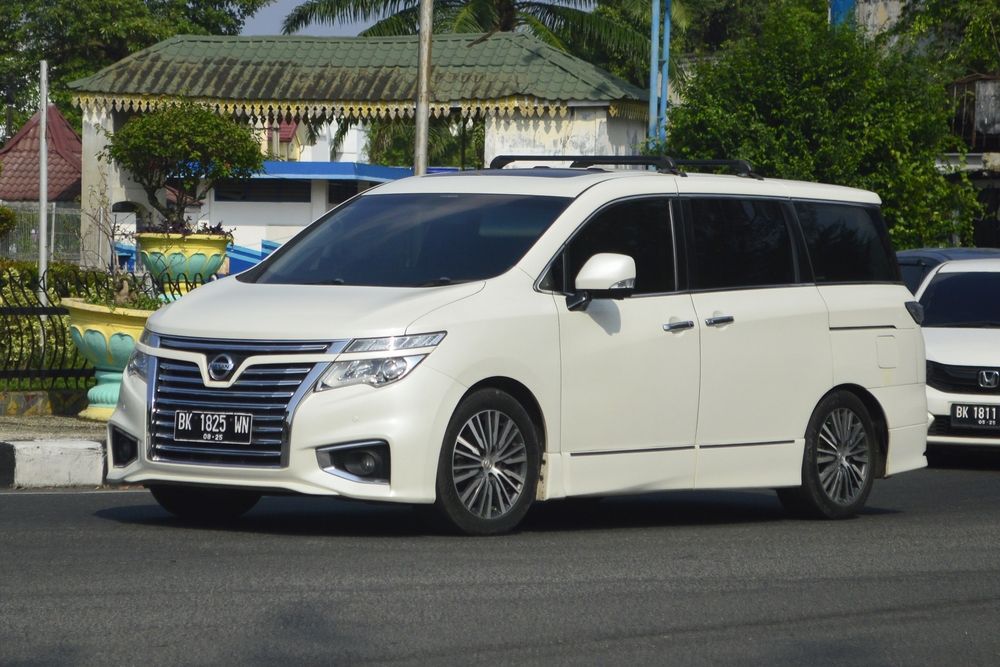 2026 Nissan Elgrand: Redefining Premium Family Travel