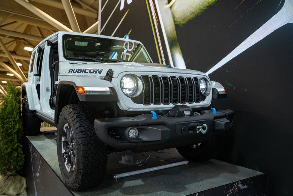 2026 Wrangler 4xe Rubicon: Electrified Power for True Trail Conquerors